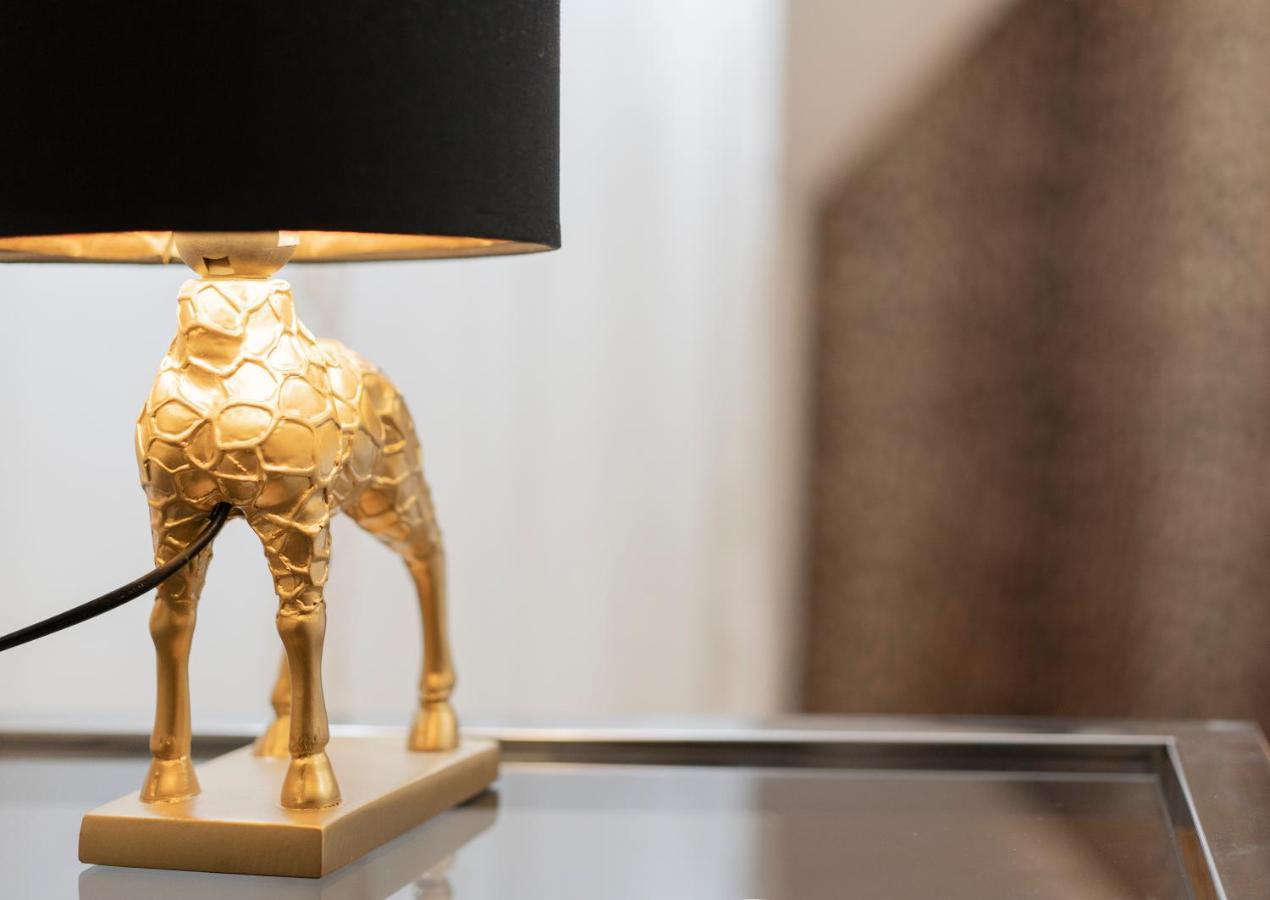 De La Guardia Suite Rosal Oviedo Ngoại thất bức ảnh
