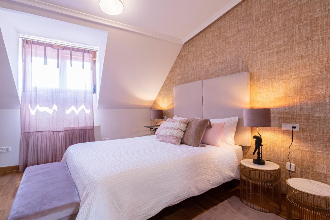 De La Guardia Suite Rosal Oviedo Ngoại thất bức ảnh