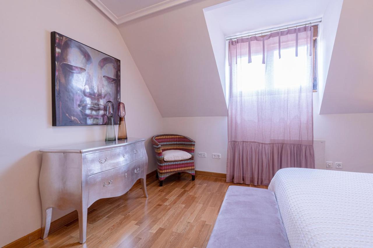 De La Guardia Suite Rosal Oviedo Ngoại thất bức ảnh