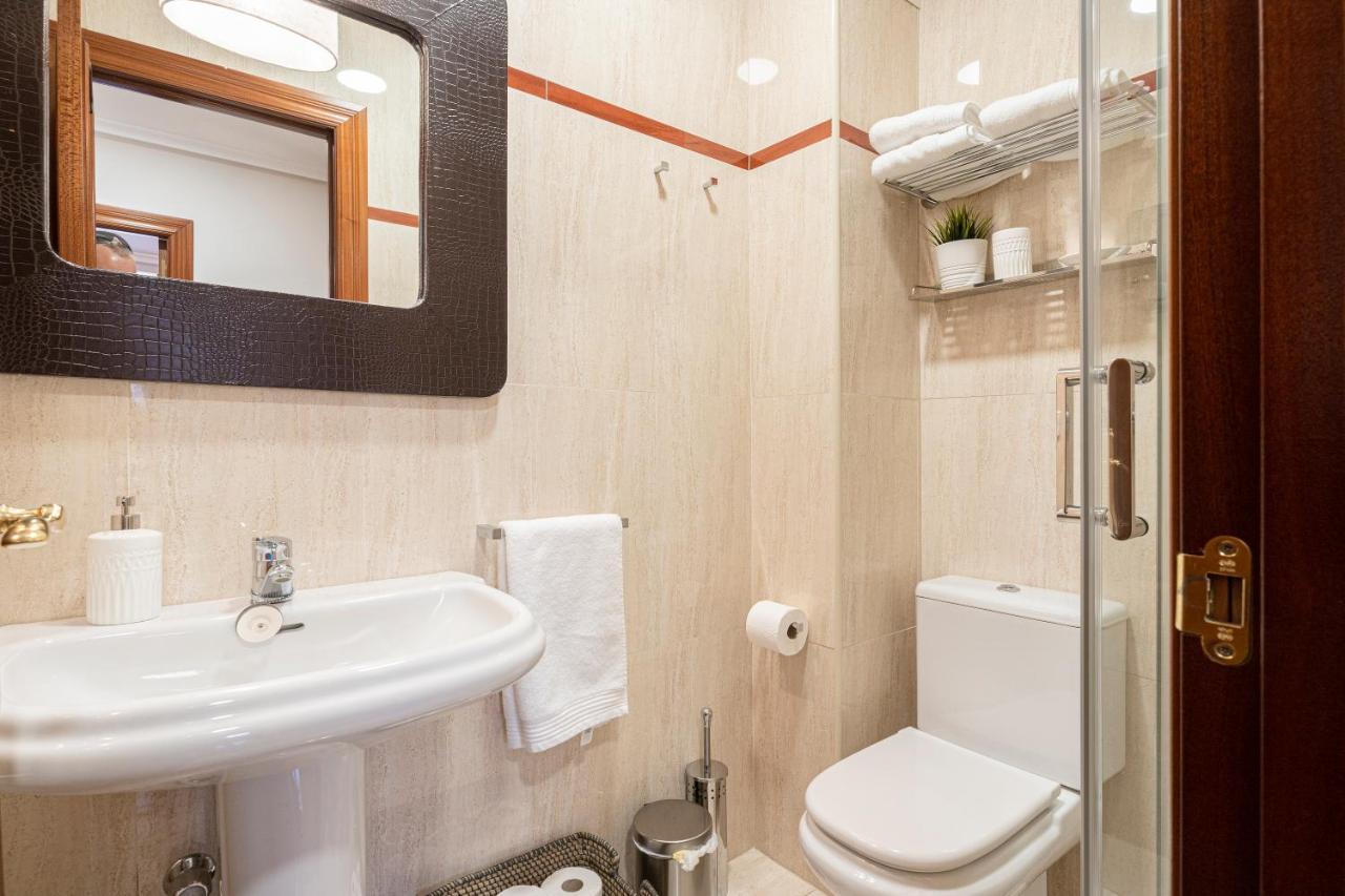 De La Guardia Suite Rosal Oviedo Ngoại thất bức ảnh
